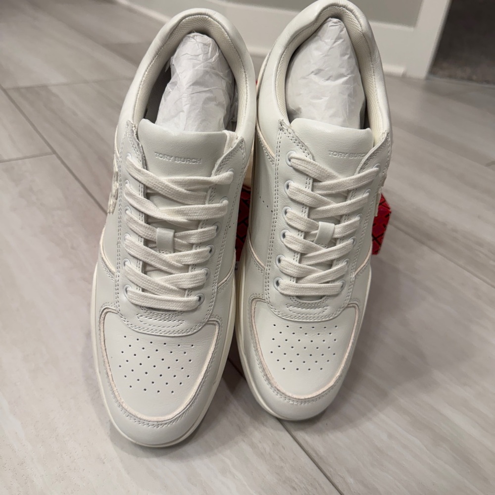 Tory Burch Clover Court Sneakers - Picture 5 of 9